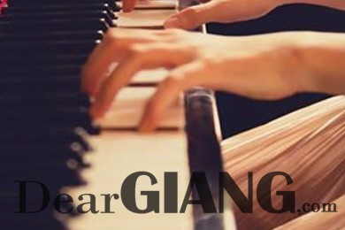Mời các bạn thưởng thức tiếng đàn piano của một số khách hàng MonPÈRE CAFÉ